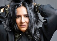 ROXANA AMED PRESENTA SU NUEVO ÁLBUM “TODOS LOS FUEGOS”